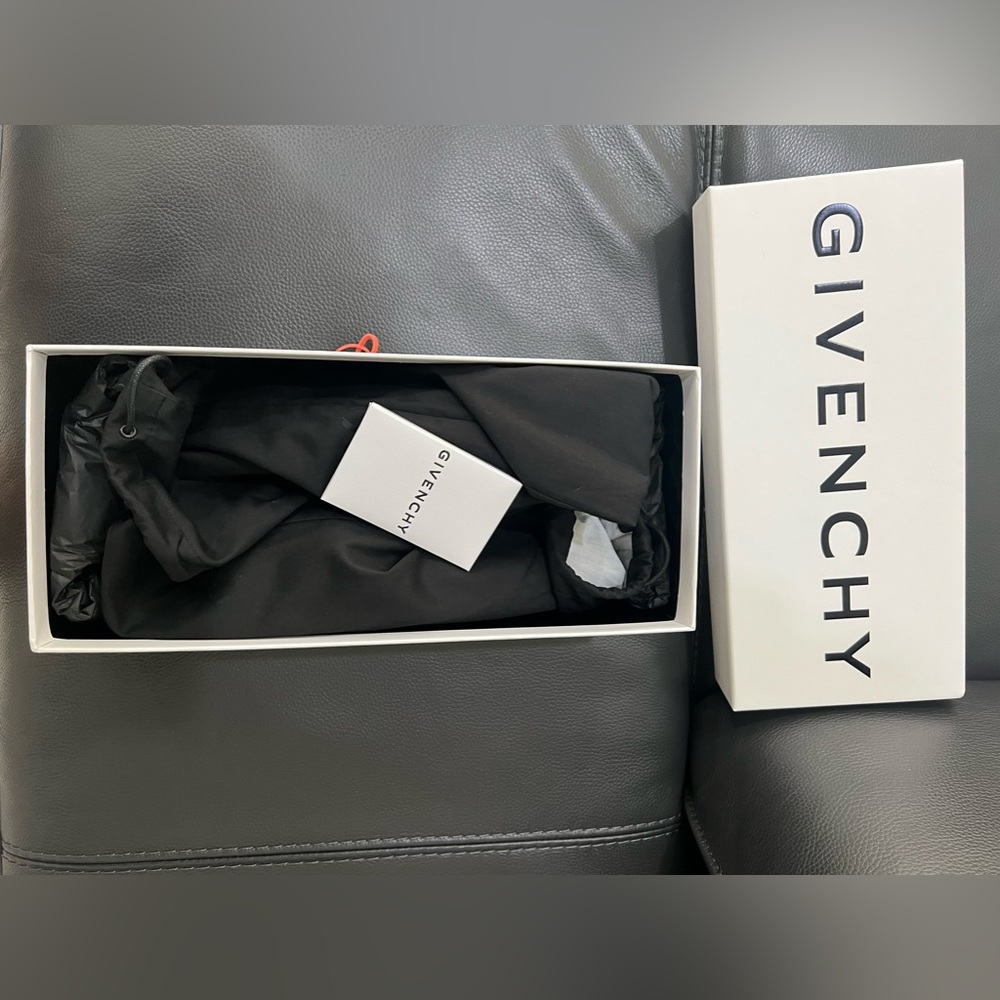 BLACK GIVENCHY SLIDES BRAND NEW SIZE 44/11